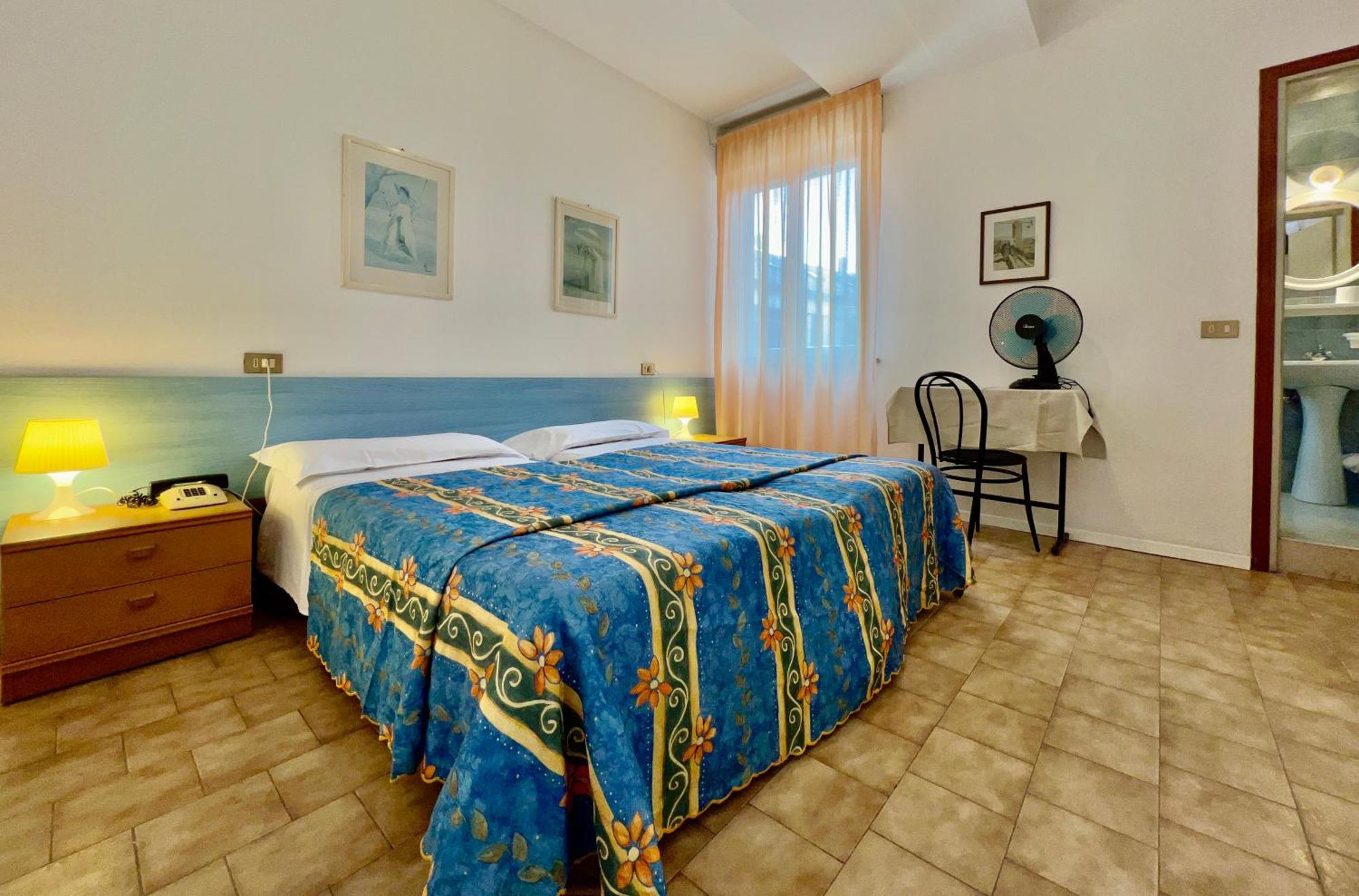 Hotel Myriam Lignano Sabbiadoro Dış mekan fotoğraf