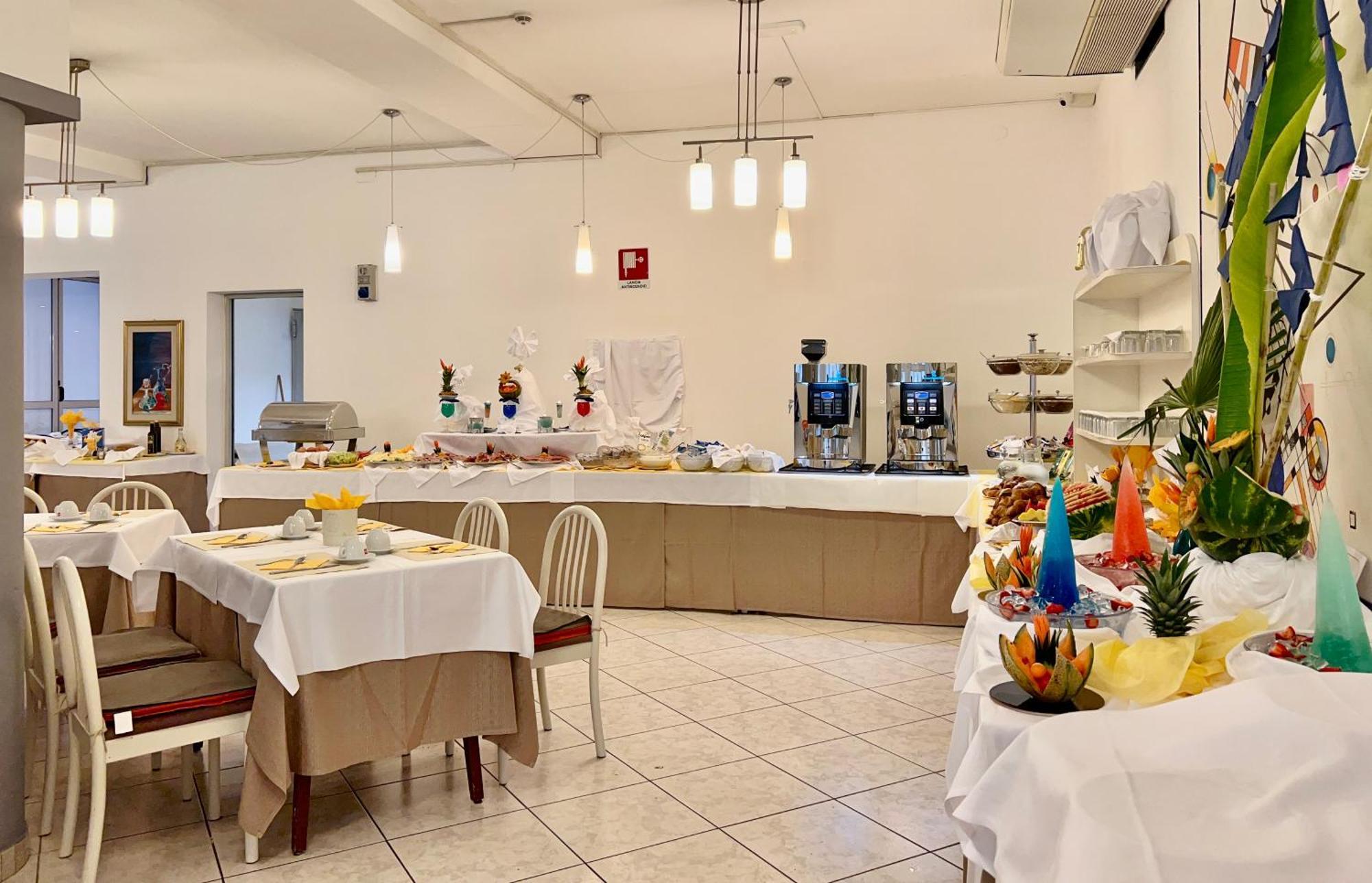 Hotel Myriam Lignano Sabbiadoro Dış mekan fotoğraf