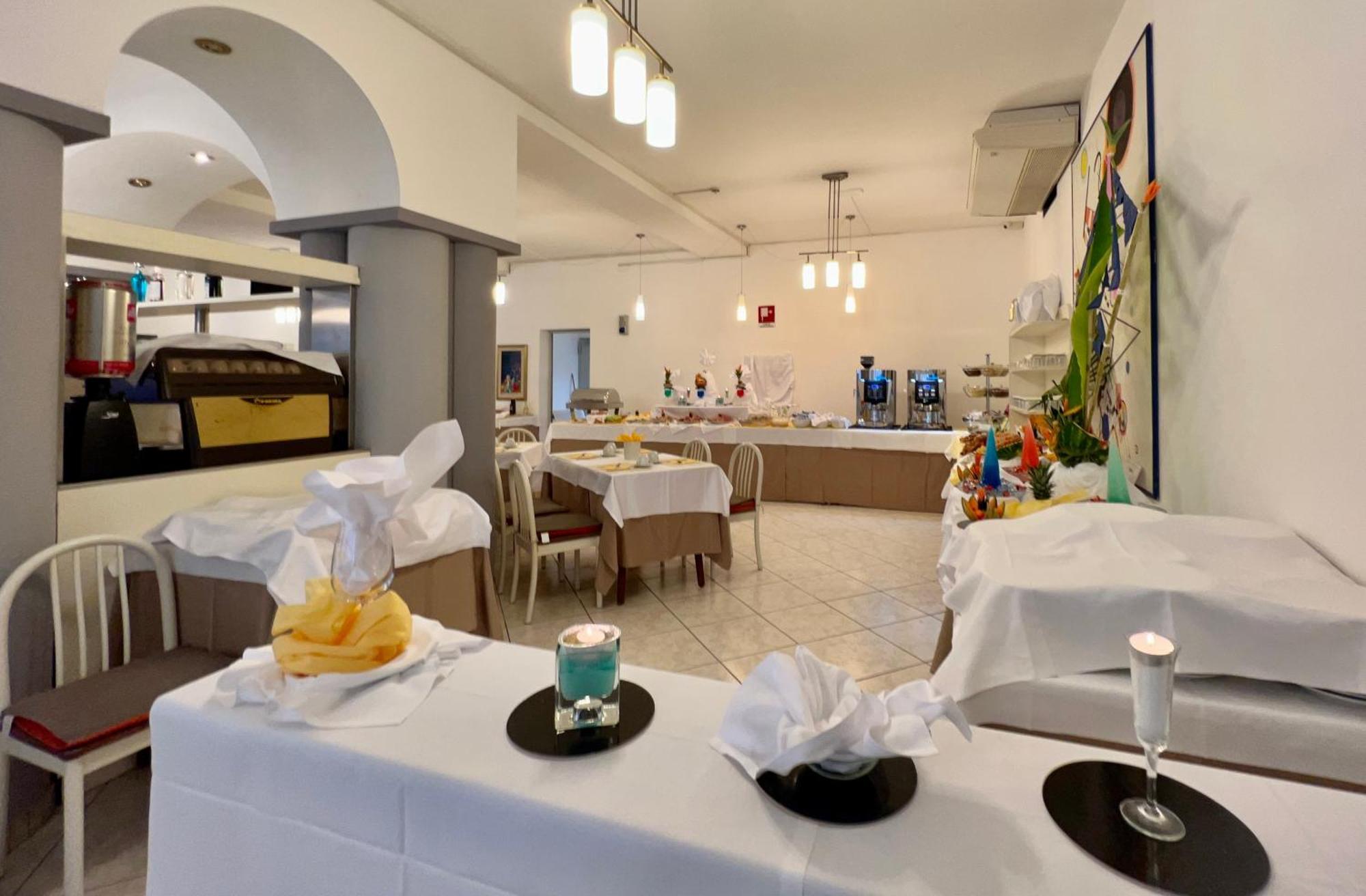 Hotel Myriam Lignano Sabbiadoro Dış mekan fotoğraf